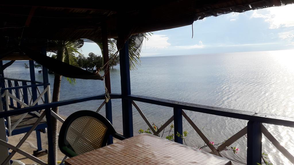 Casa De La Playa Siquijor