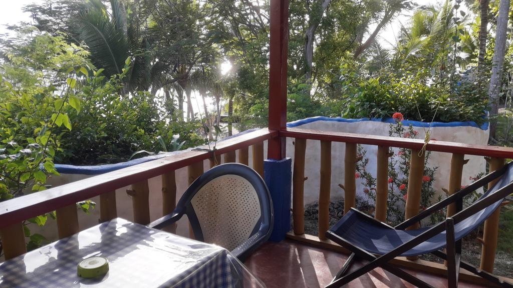 Casa De La Playa Siquijor